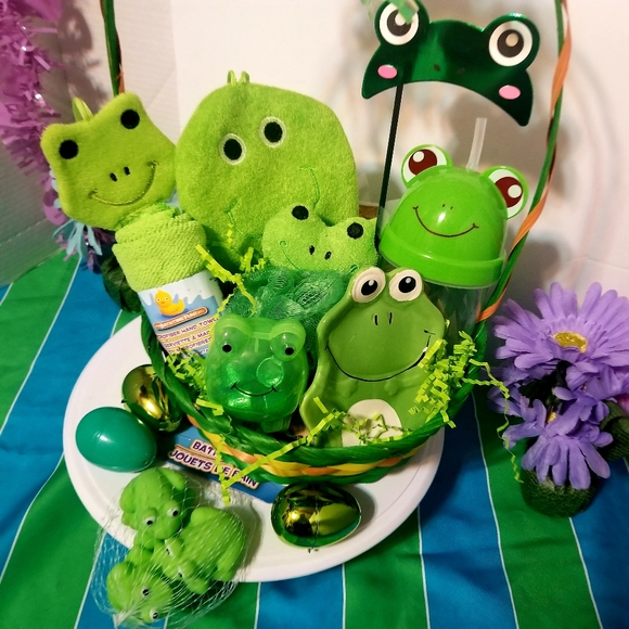 Baby's Frog Gift Bath Basket New - Picture 6 of 8